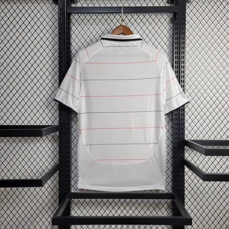 04-06 Manchester United Away Retro Shirt