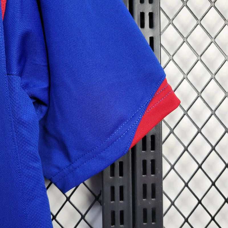 05-06 Manchester United Away Retro Shirt