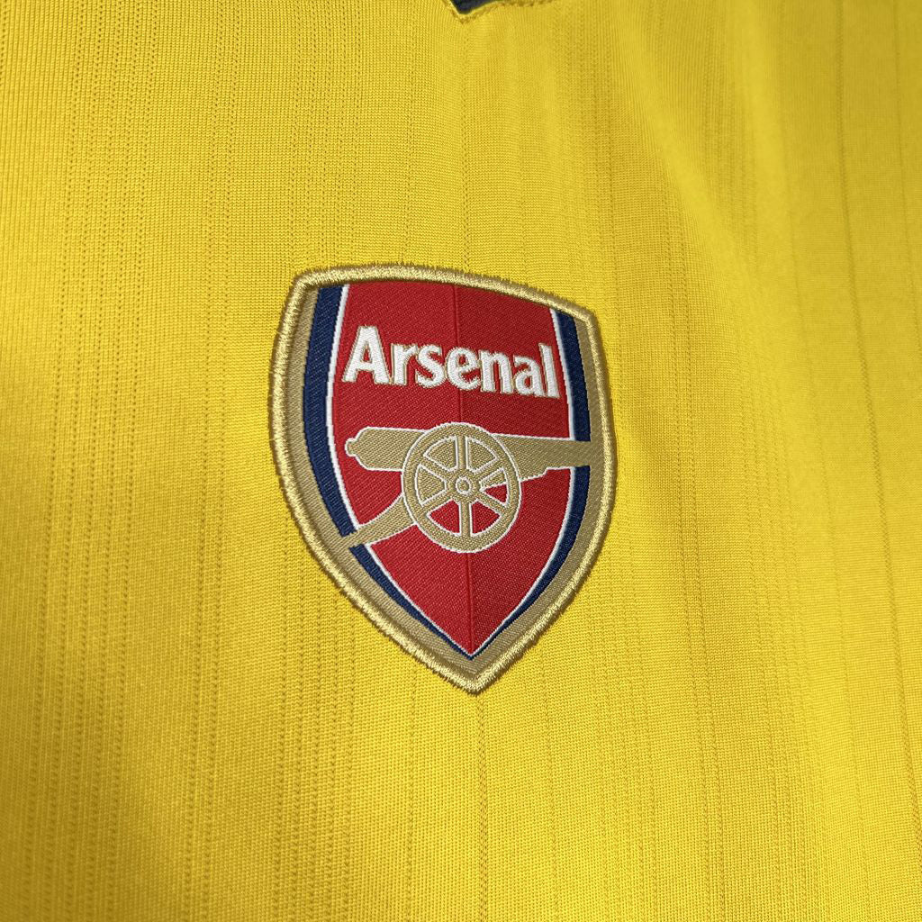 05-06 Arsenal Away Retro Shirt