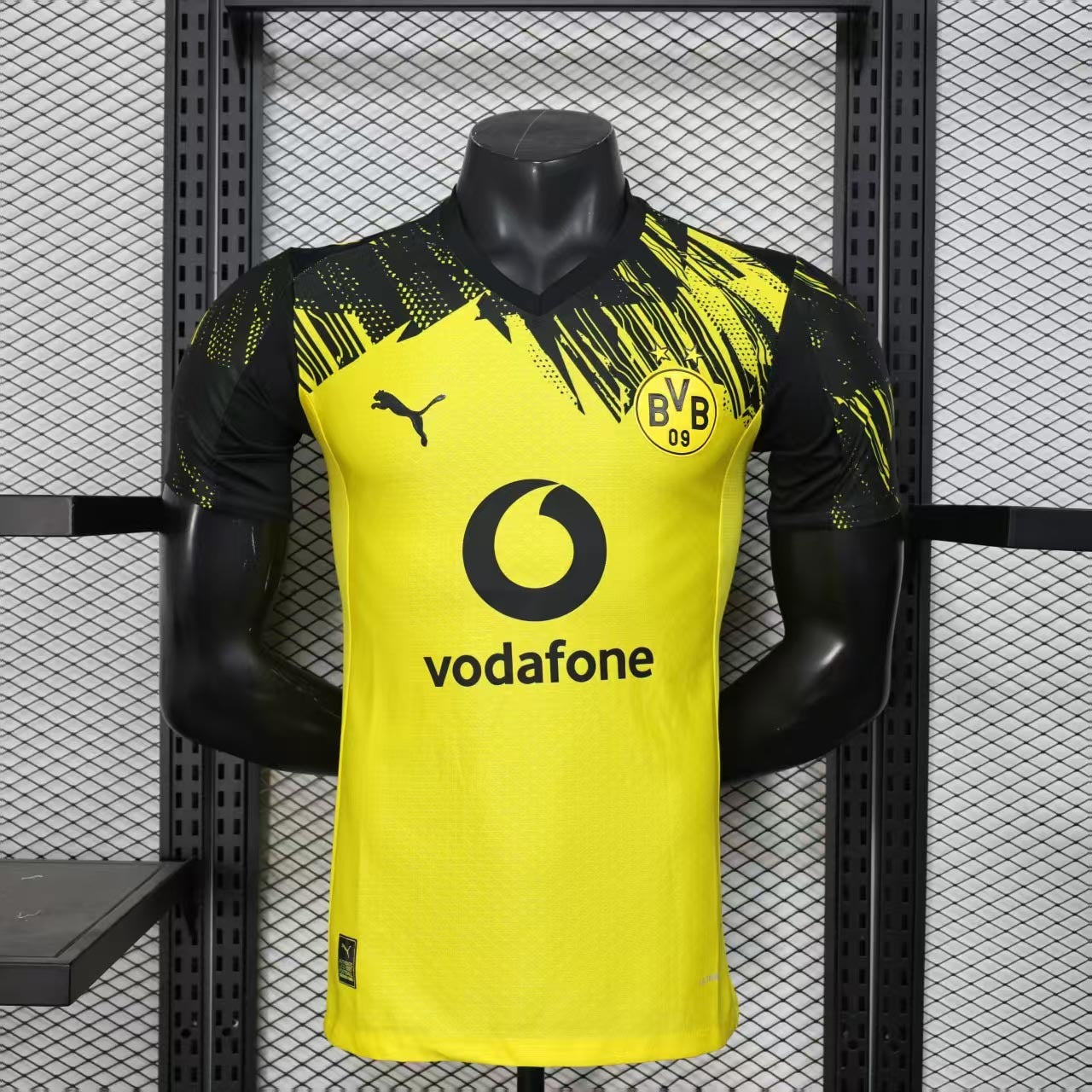 25-26 Dortmund Home Shirt