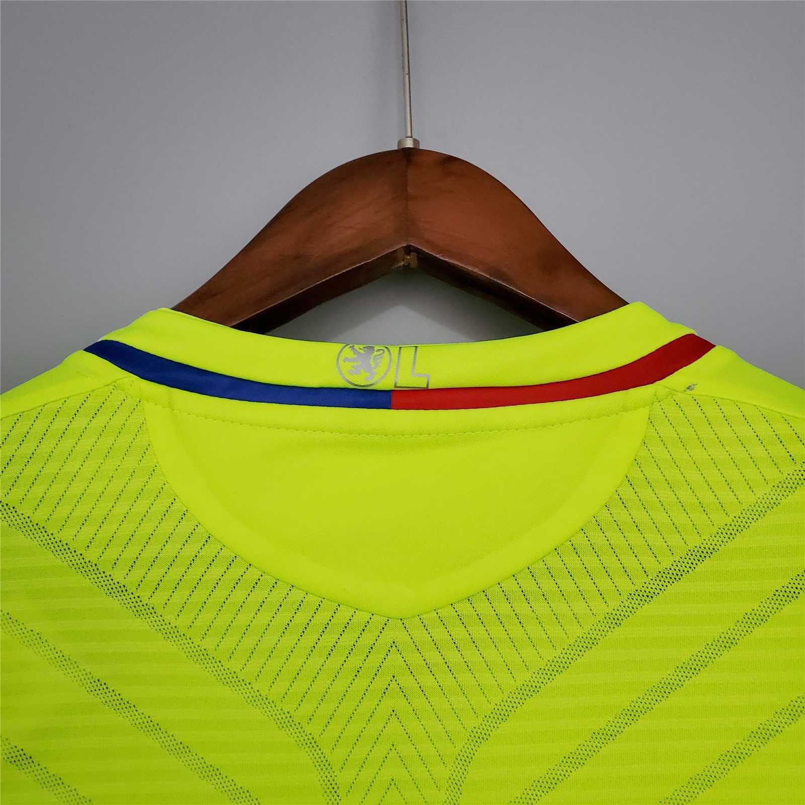 08-09 Lyon green third away