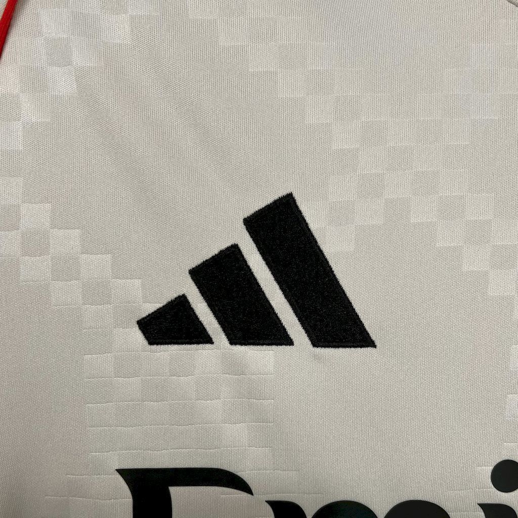 25-26 Benfica Away Shirt