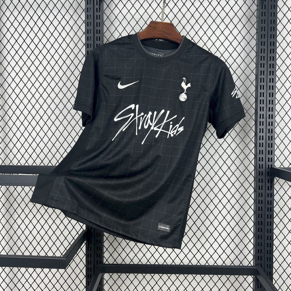 25-26 Tottenham Hotspur x Stray Kids Away Shirt