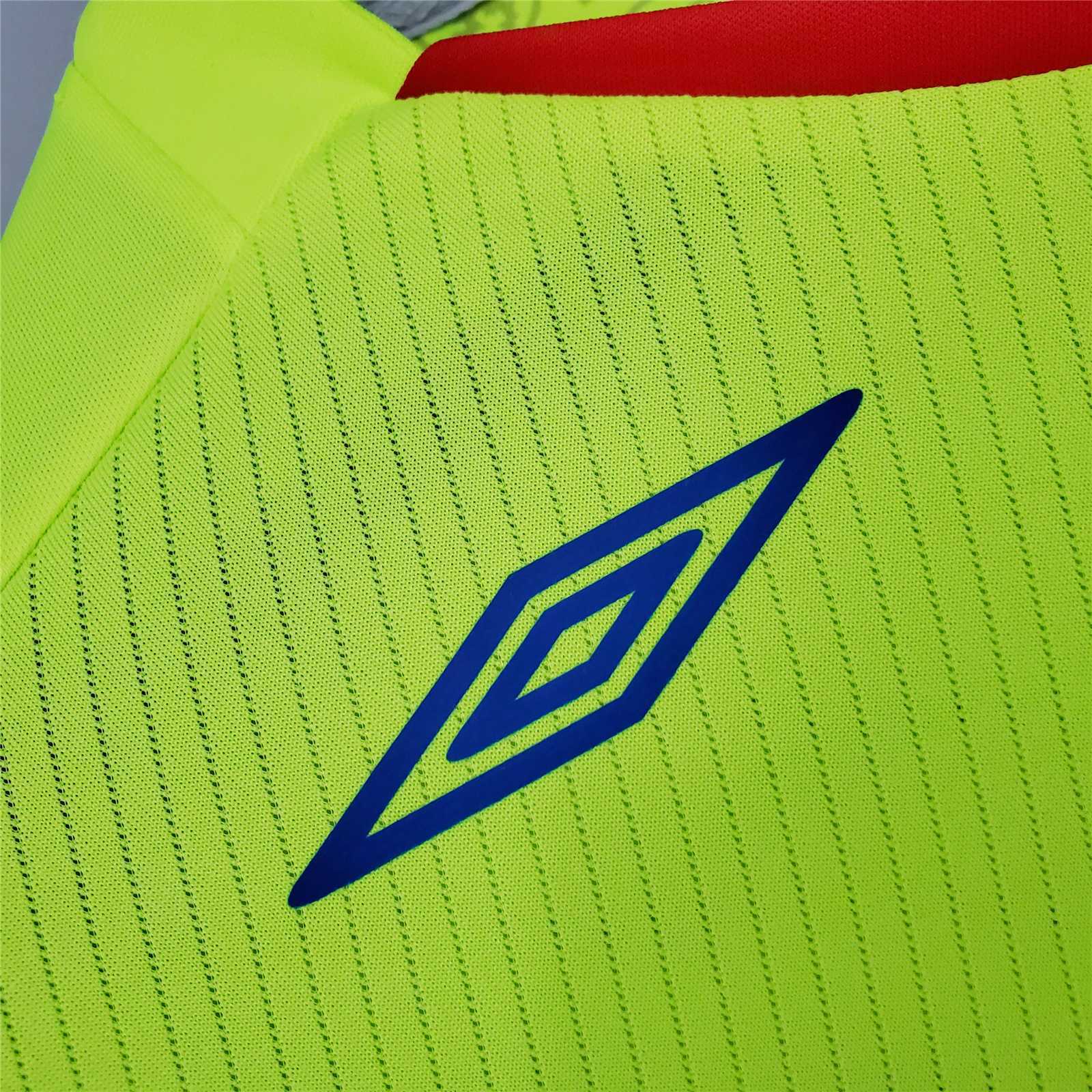 08-09 Lyon green third away