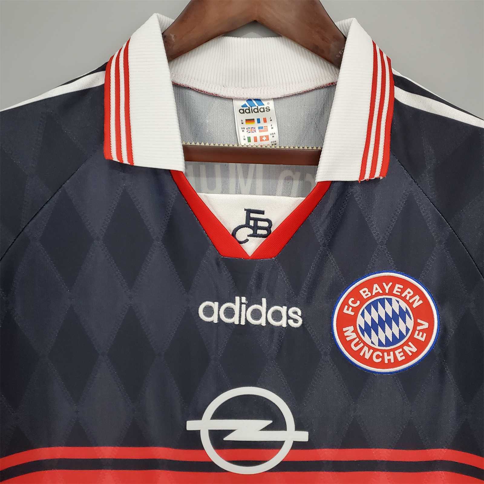 97-99 Bayern Munich home