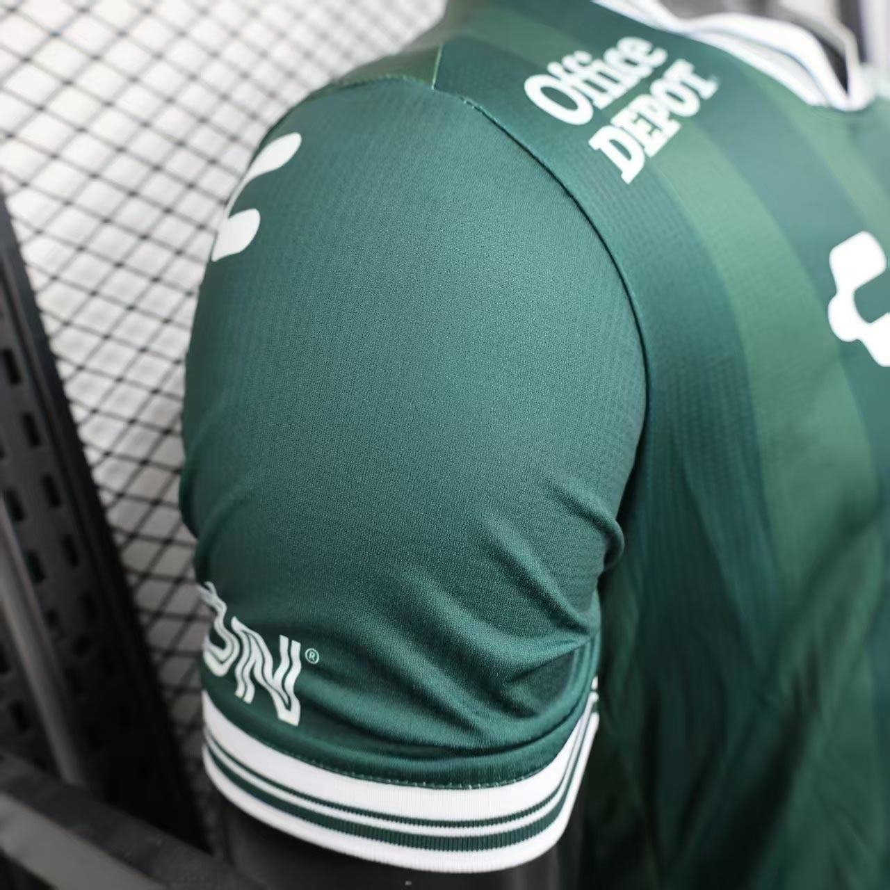 25-26 León Home Shirt