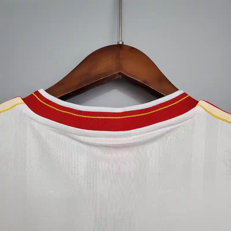 85-86 Retro Liverpool Shirt