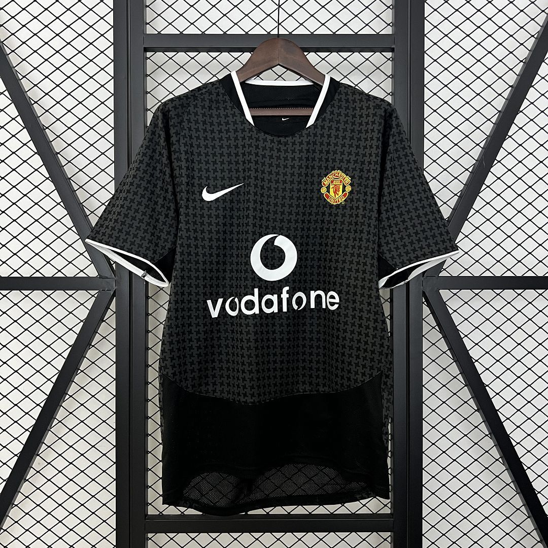 03-05 Manchester United Away Retro Shirt