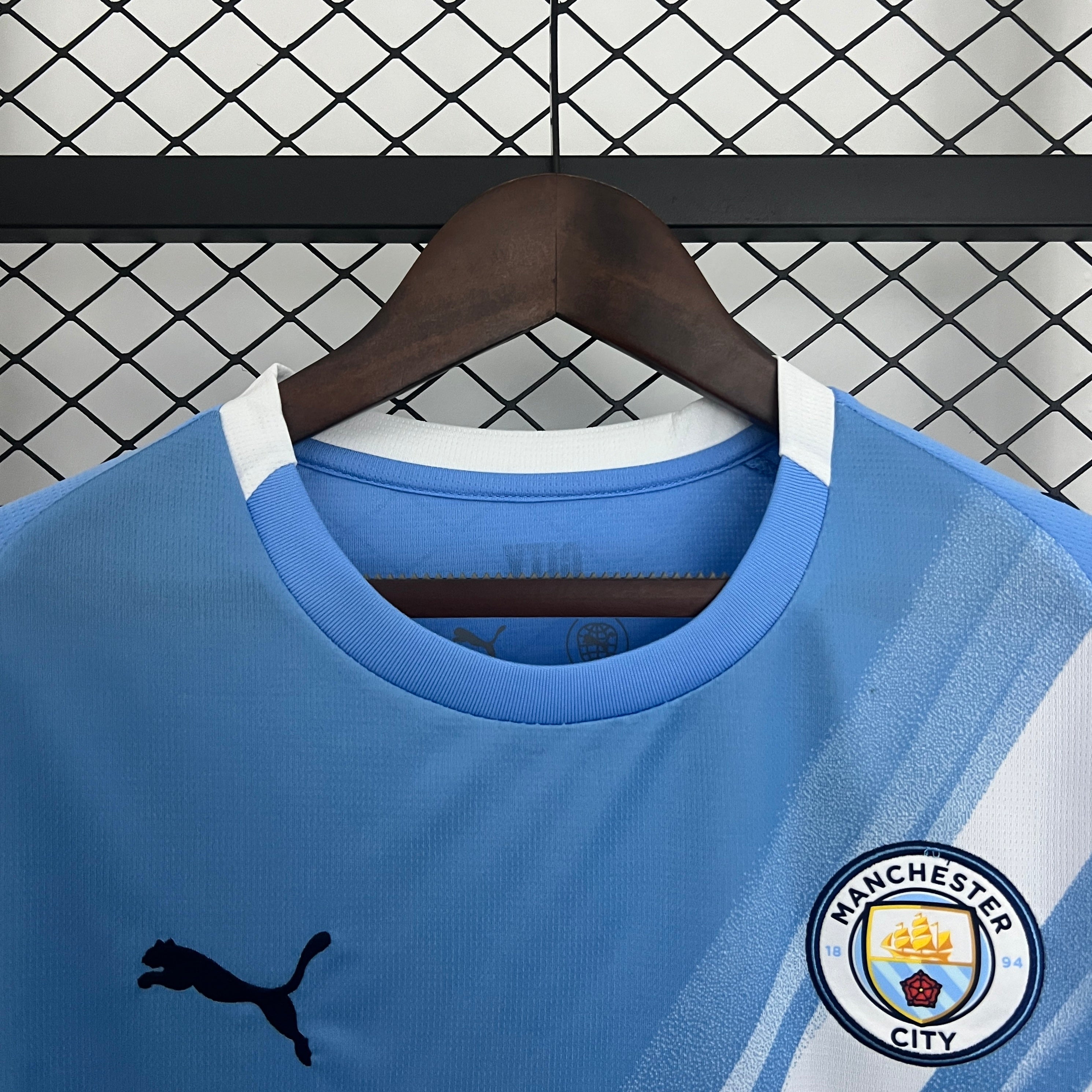 25-26 Manchester City Home Shirt