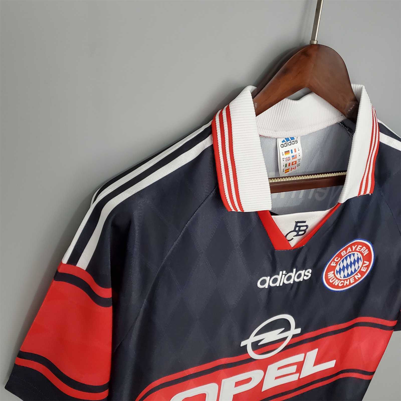 97-99 Bayern Munich home