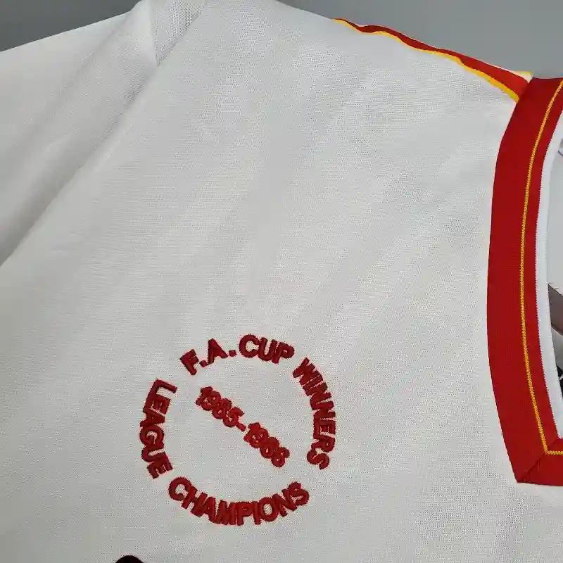 85-86 Retro Liverpool Shirt