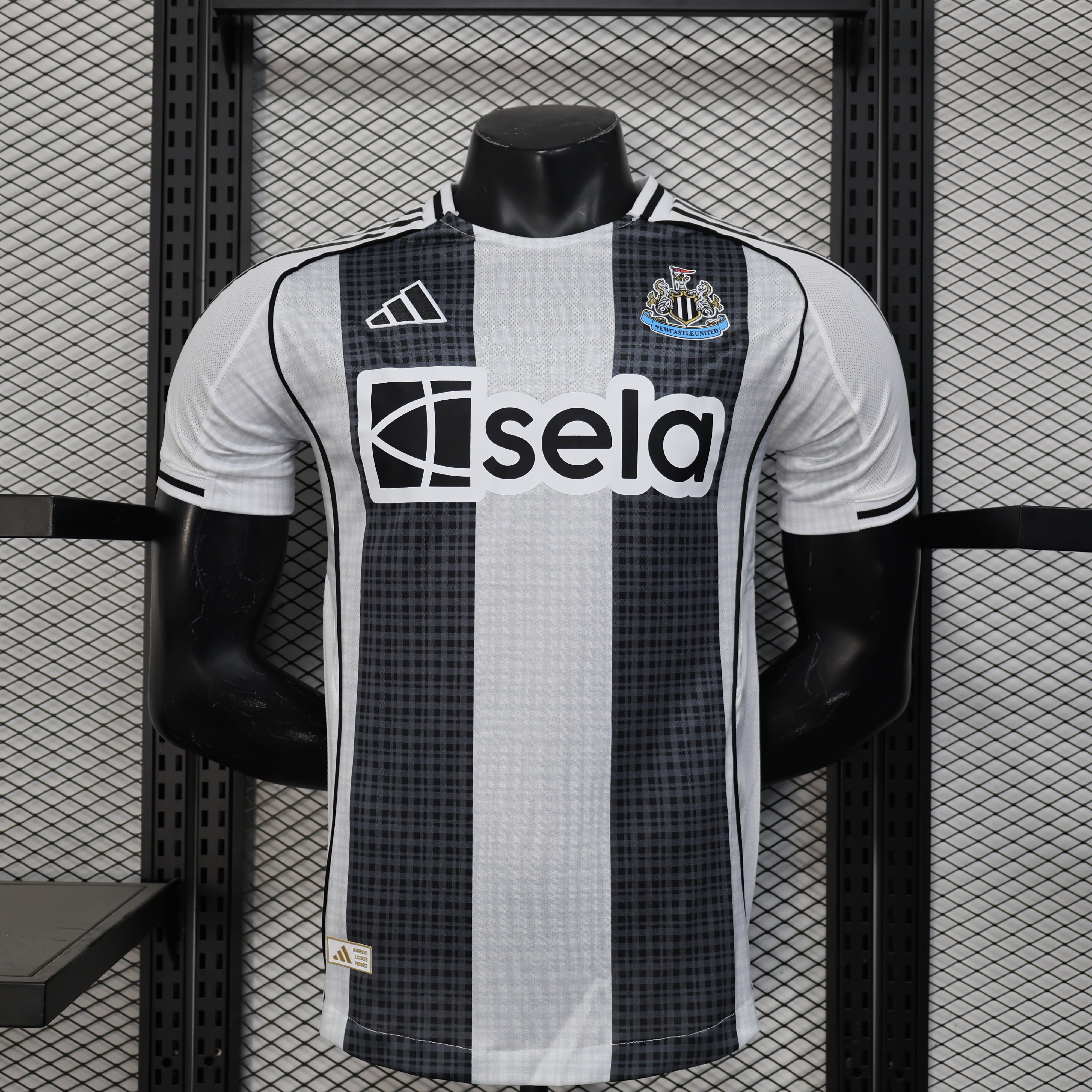 25-26 Newcastle United Home Shirt