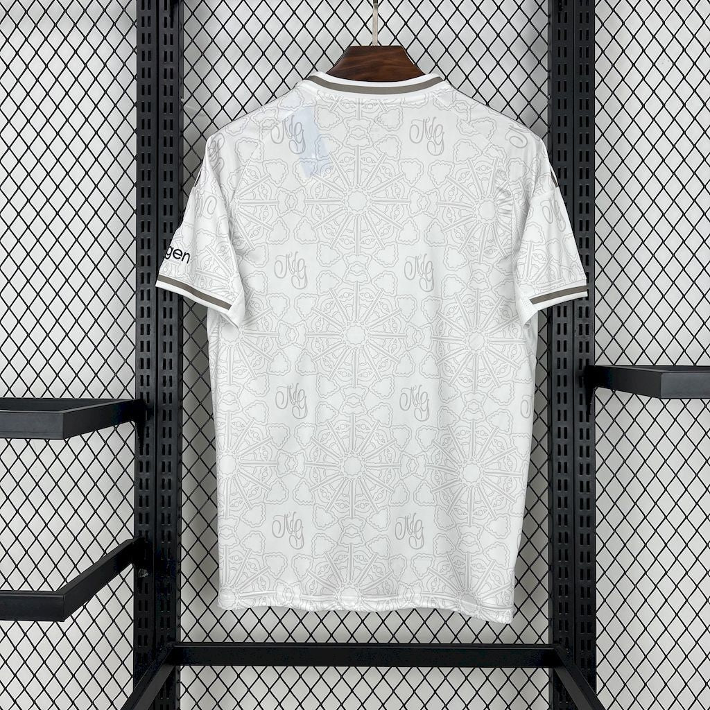 25-26 Nottingham Forest Away Shirt