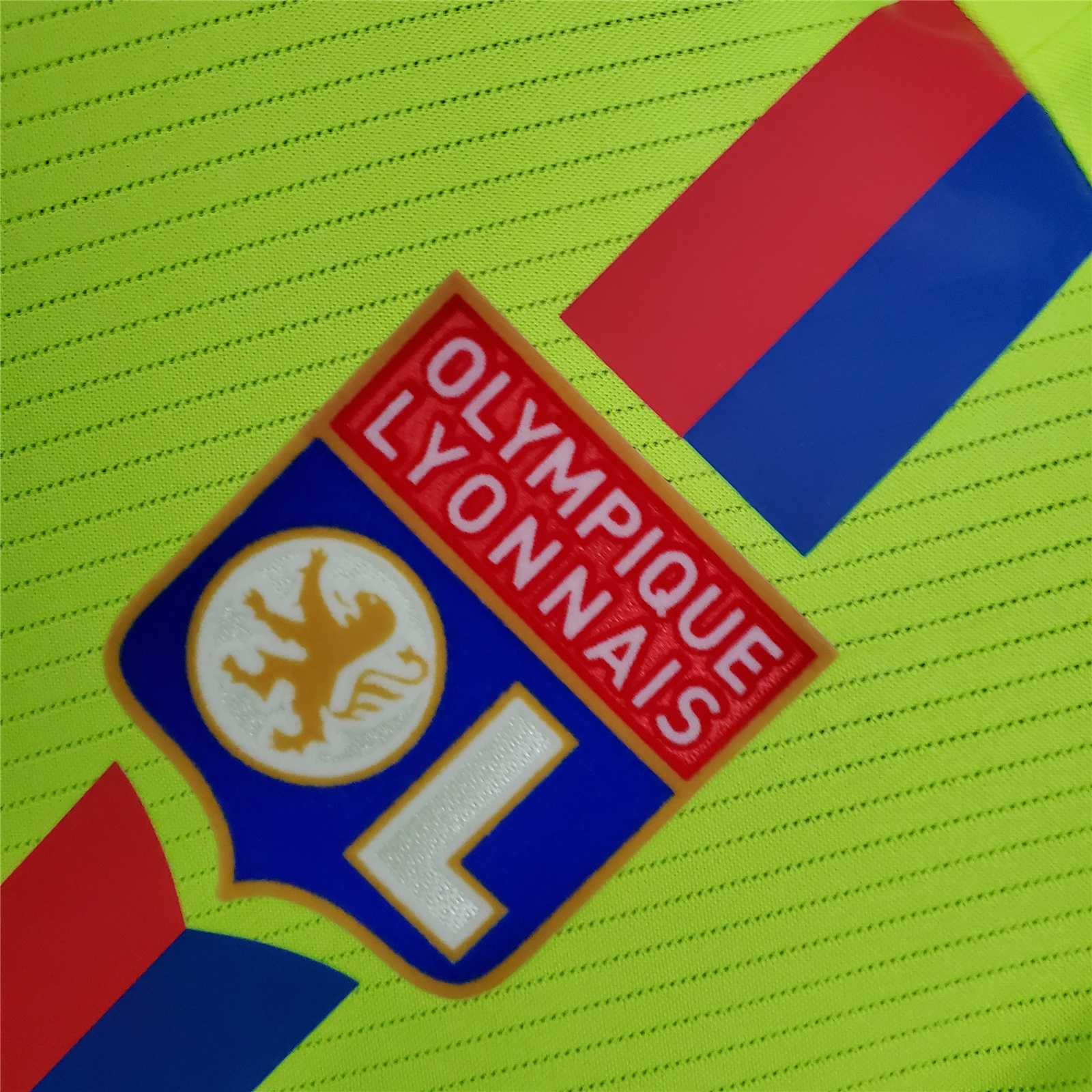 08-09 Lyon green third away